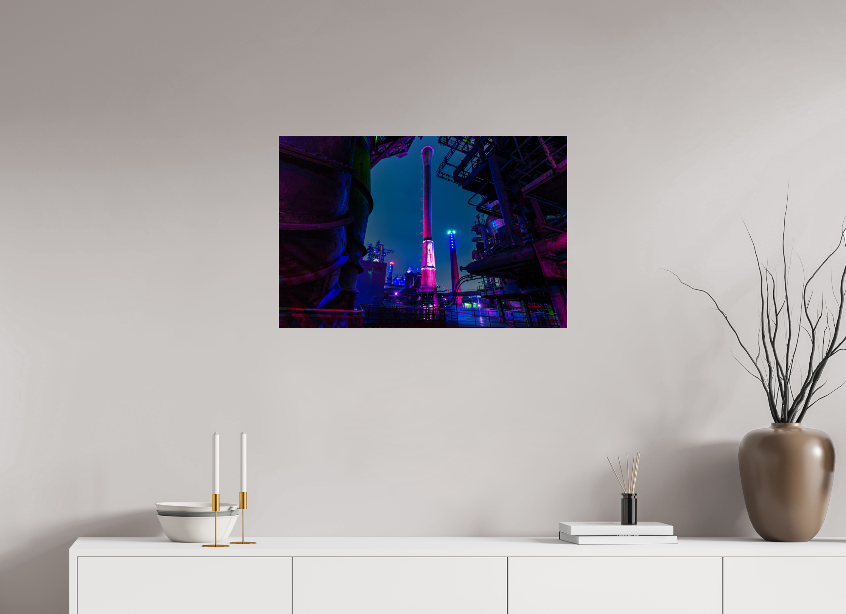 75 x 50 cm, Acrylglas 4 mm glänzend Illuminierter Schornstein im Landschaftspark Duisburg