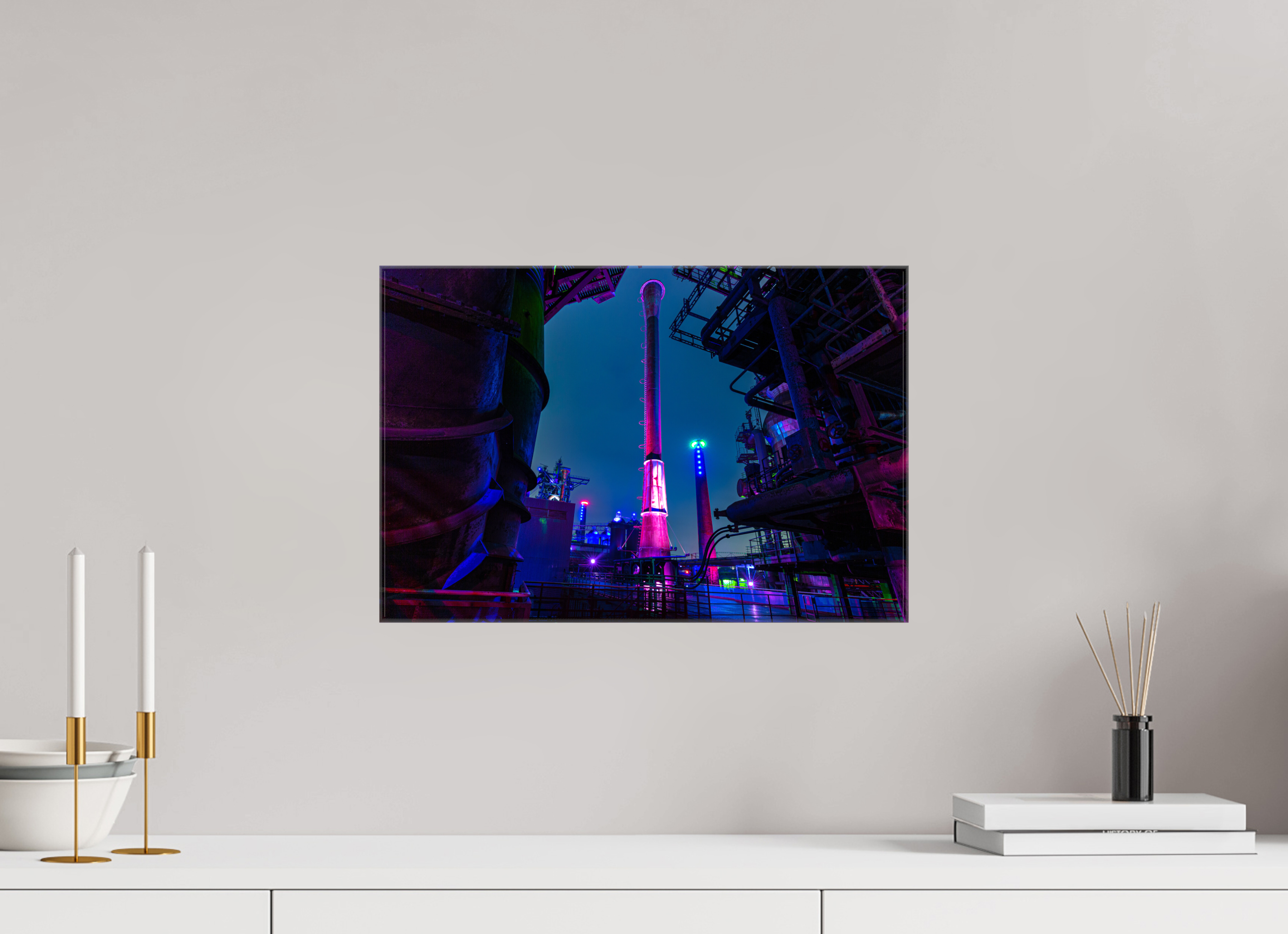 45 x 30 cm, Foto Leinwand glänzend Illuminierter Schornstein im Landschaftspark Duisburg