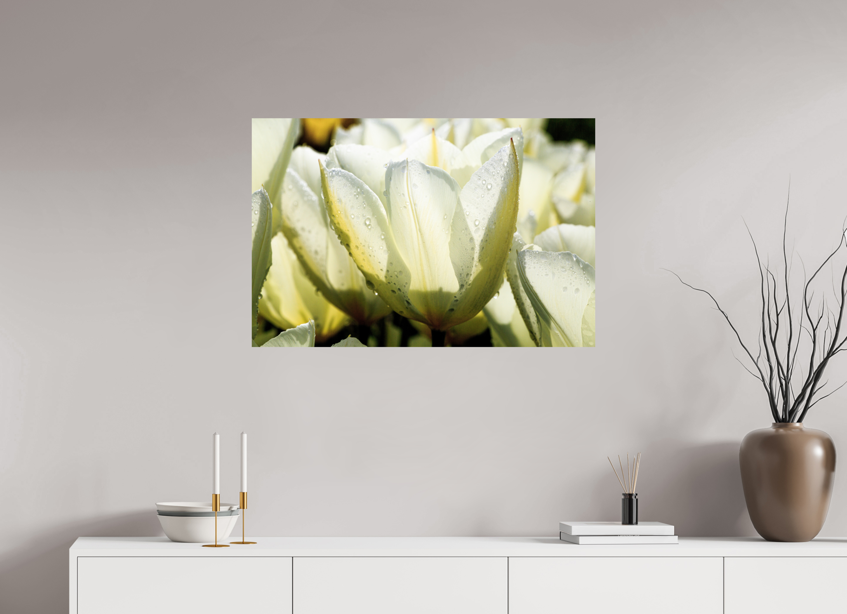 90 x 60 cm, Photo Print On Fuji Crystal DP II Morgentau auf Tulpen-Blütenblättern