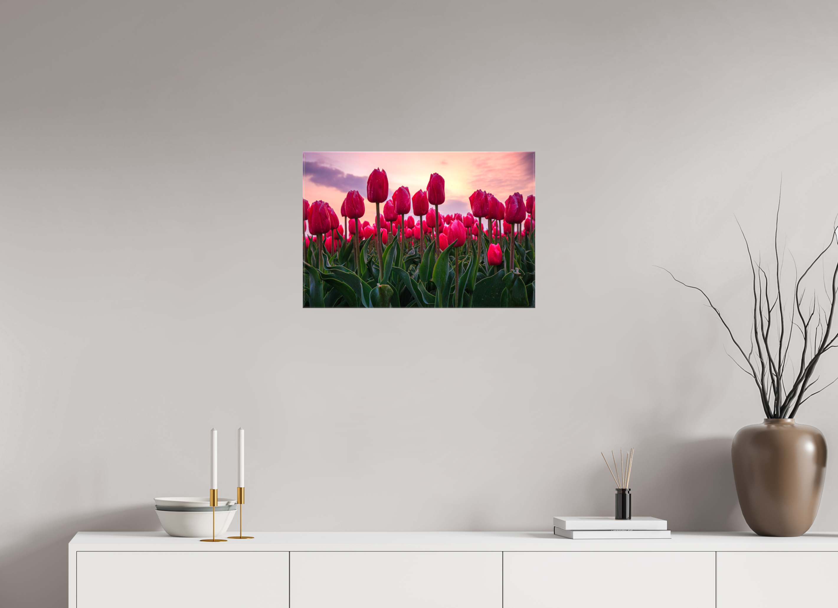 60 x 40 cm, Foto Leinwand glänzend Glutrot am Horizont: Magie des Tulpenfelds im Abendlicht