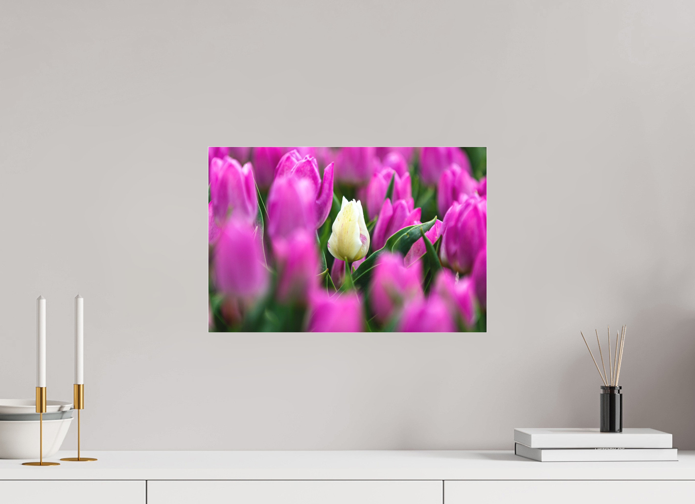 45 x 30 cm, Foto-Abzug hinter Acrylglas 3 mm matt Der helle Moment in Violett