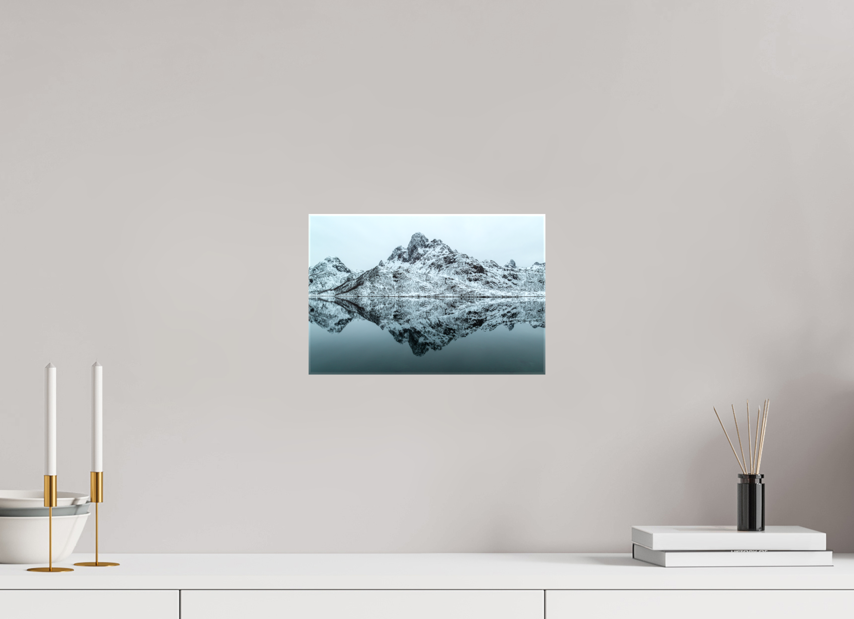 30 x 20 cm, Foto Leinwand glänzend Spiegelung der Stille – Fjordlandschaft Norwegens