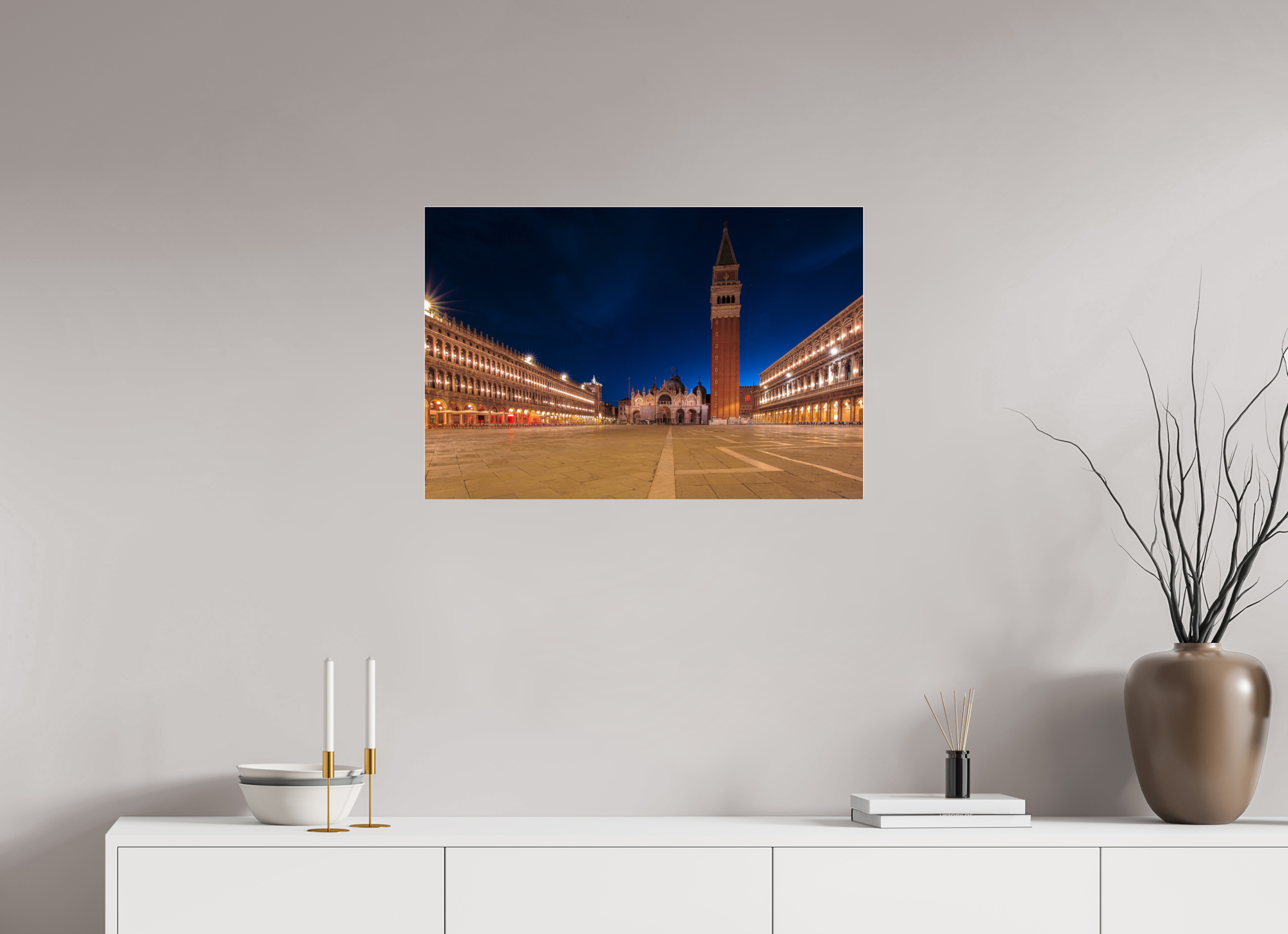 75 x 50 cm, Foto-Abzug Acrylglas 4 mm glänzend Ruhiger Markusplatz bei Sonnenaufgang in Venedig