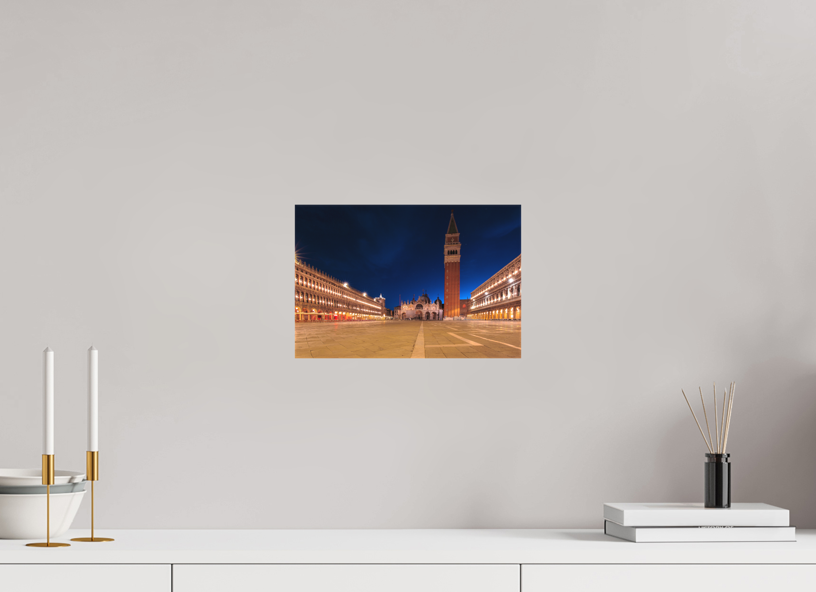 30 x 20 cm, Foto-Leinwand matt Ruhiger Markusplatz bei Sonnenaufgang in Venedig