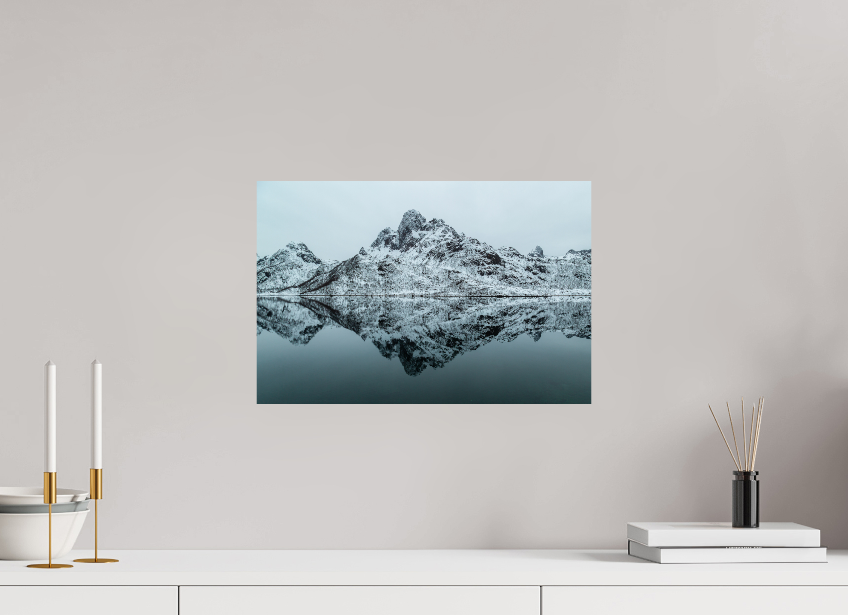 45 x 30 cm, Photo Print On Fuji Crystal DP II Spiegelung der Stille – Fjordlandschaft Norwegens