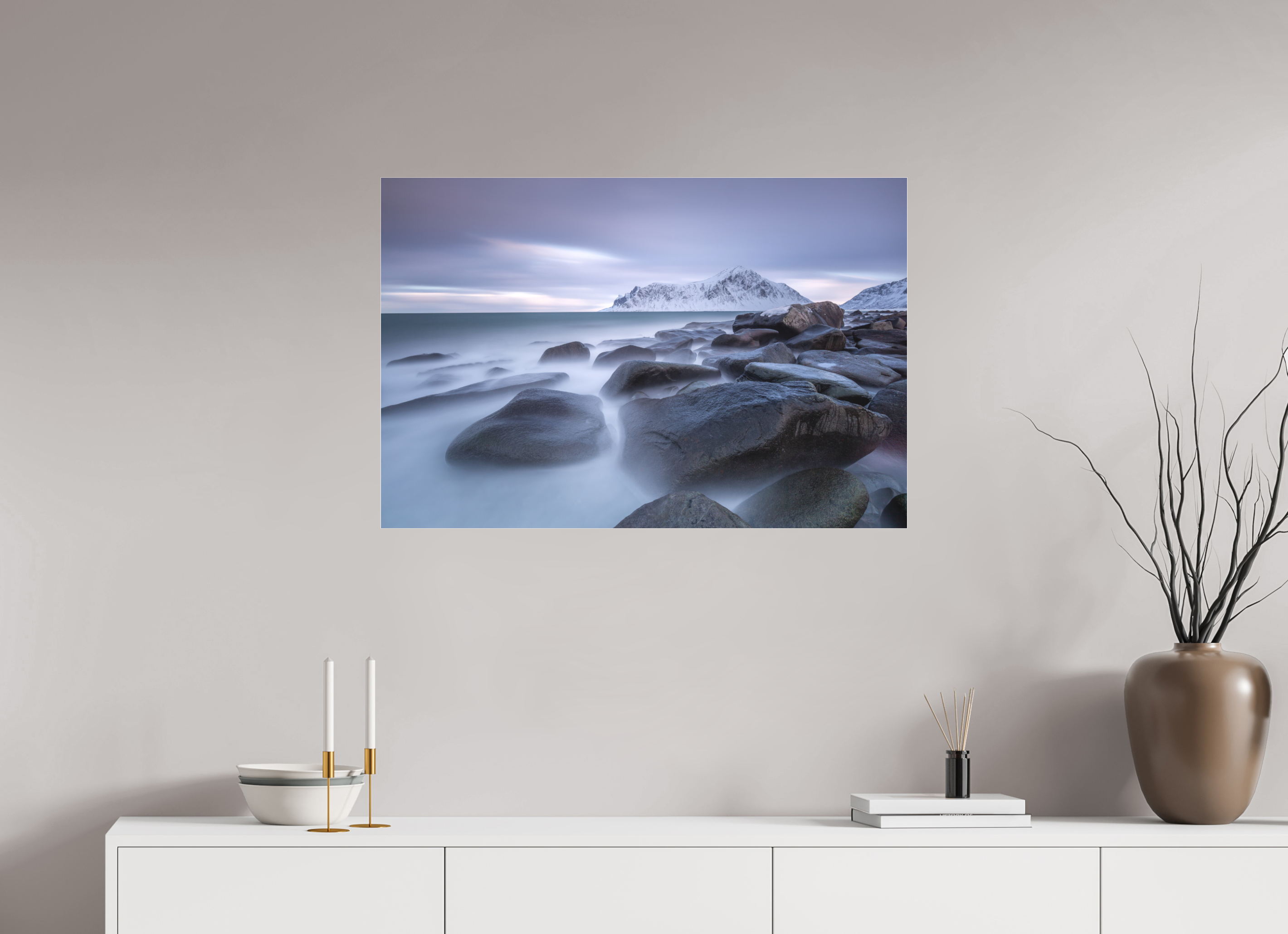 90 x 60 cm, Foto-Abzug hinter Acrylglas 3 mm matt Nordische Stille im sanften Morgenlicht