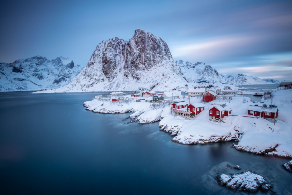 Main image Hamnøy - Fischerdorf auf den Lofoten im Winter