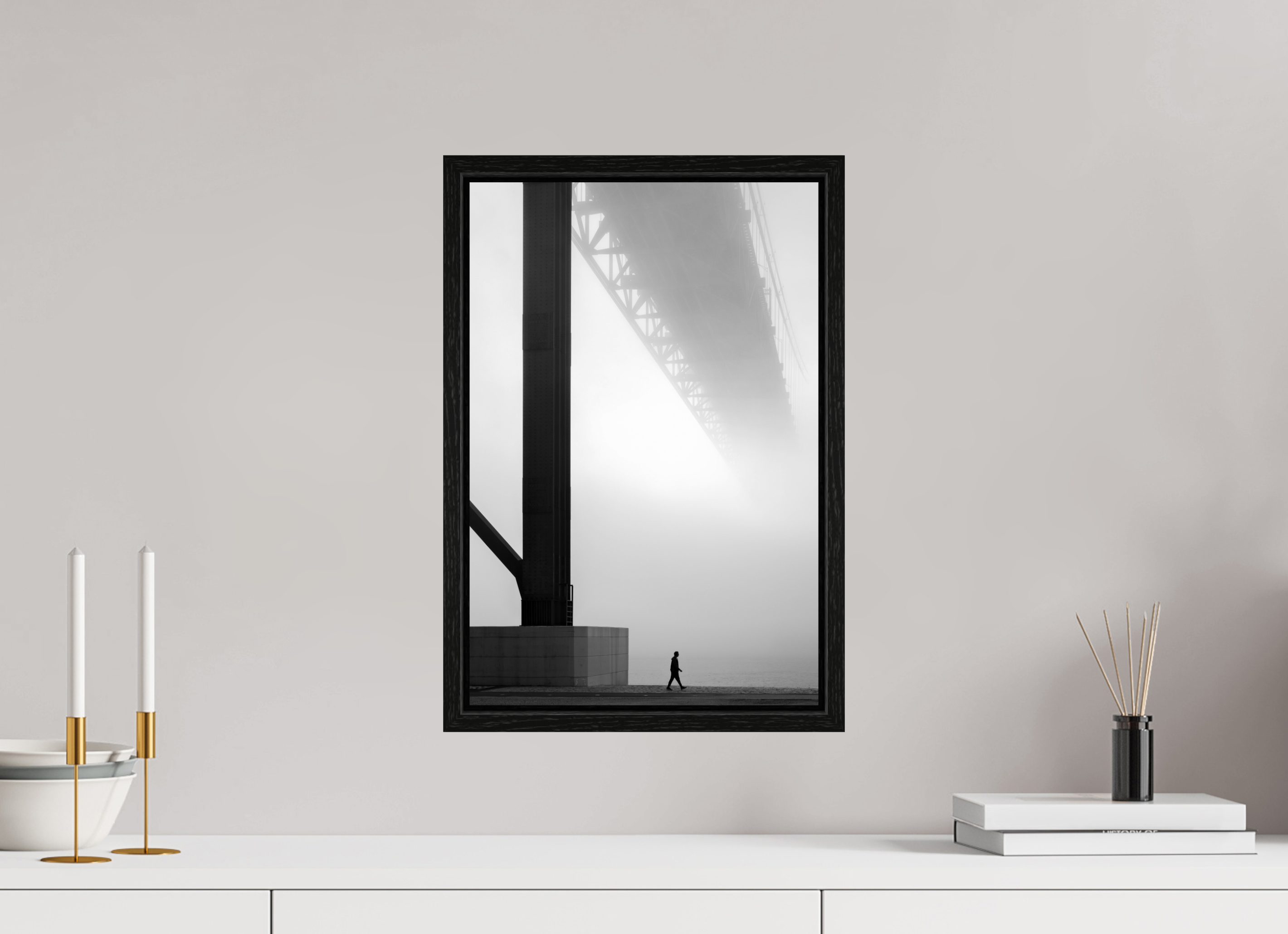 30 x 45 cm, Floater Frame Lissabon Brücke im Nebel S/W – Wandbild in Galeriequalität