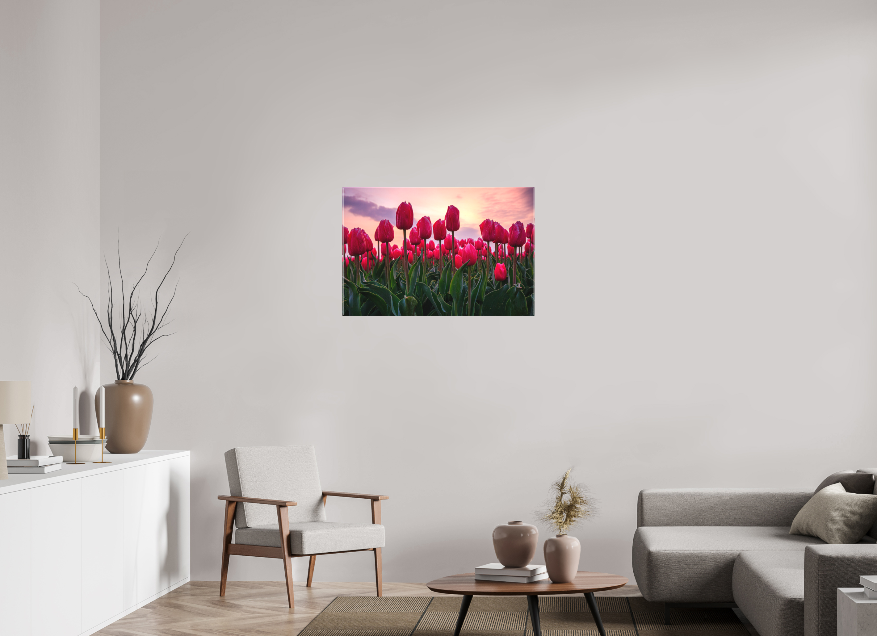 90 x 60 cm, Foto-Leinwand matt Glutrot am Horizont: Magie des Tulpenfelds im Abendlicht
