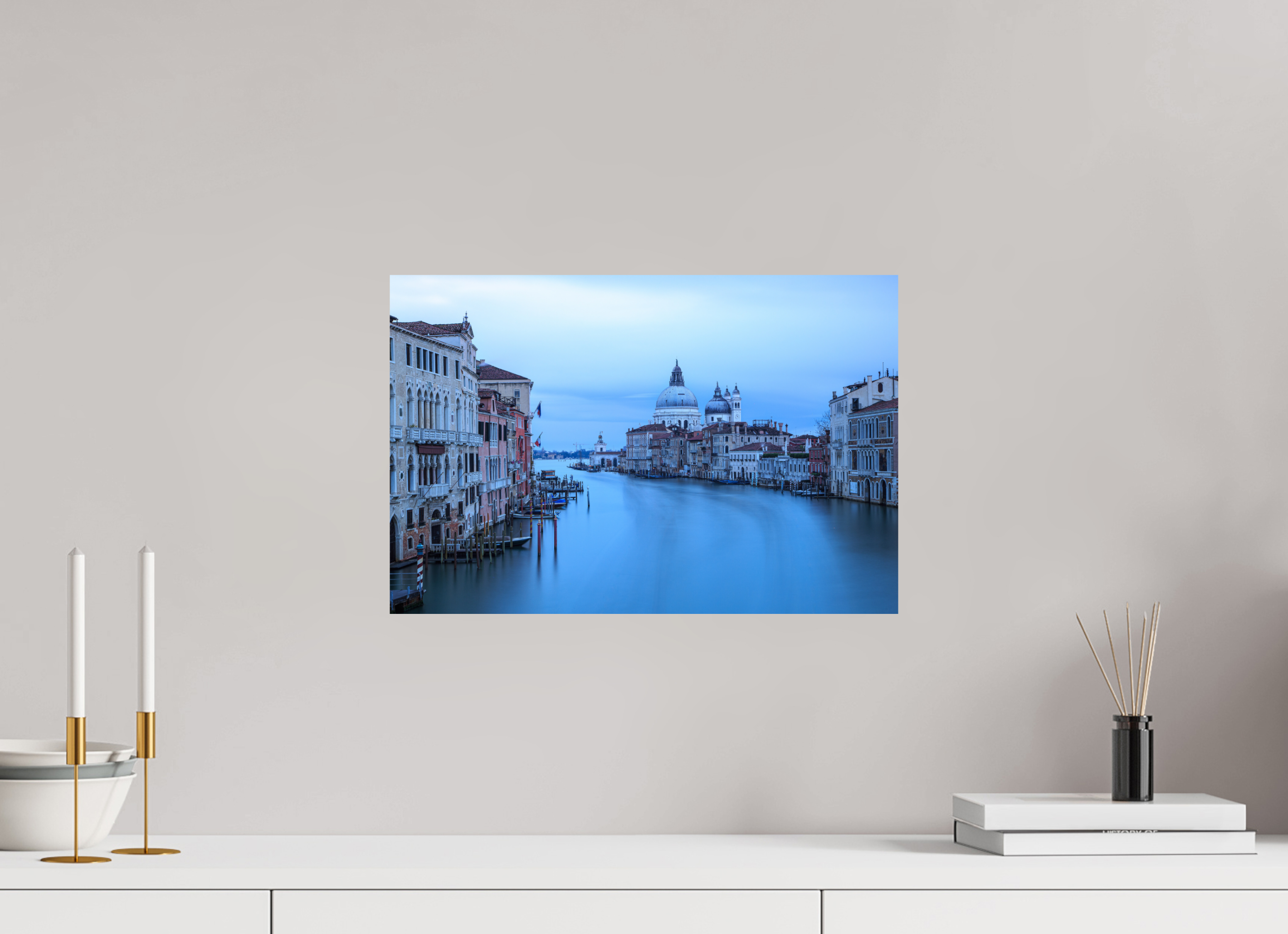45 x 30 cm, Photo Print On Fuji Crystal DP II Venedig am Morgen: Der Blick von der Accademia Brücke